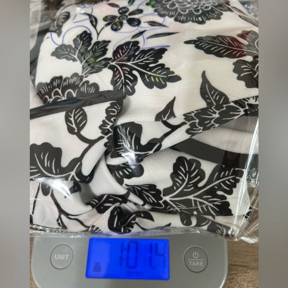 Nanette Lepore White Black Floral 3/4 Bell Sleeve Midi Dress Size 10 - Picture 12 of 12